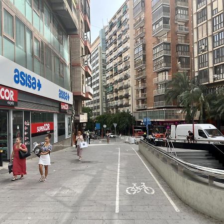 Cozy San Cristobal Apartment In Heart Of Alicante Exteriör bild