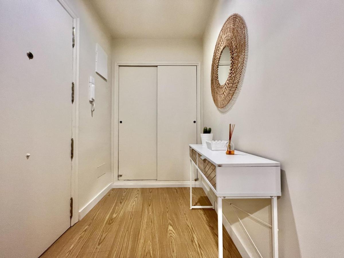 Cozy San Cristobal Apartment In Heart Of Alicante Exteriör bild