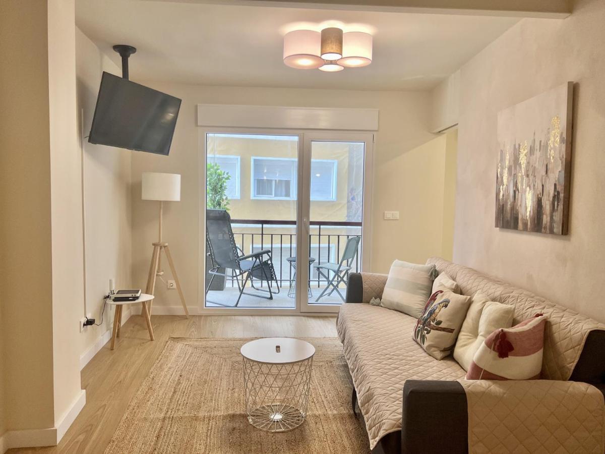 Cozy San Cristobal Apartment In Heart Of Alicante Exteriör bild