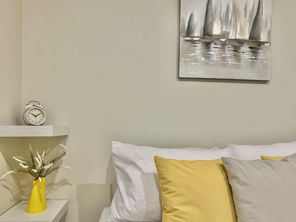 Cozy San Cristobal Apartment In Heart Of Alicante Exteriör bild