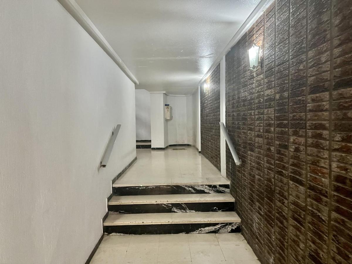 Cozy San Cristobal Apartment In Heart Of Alicante Exteriör bild