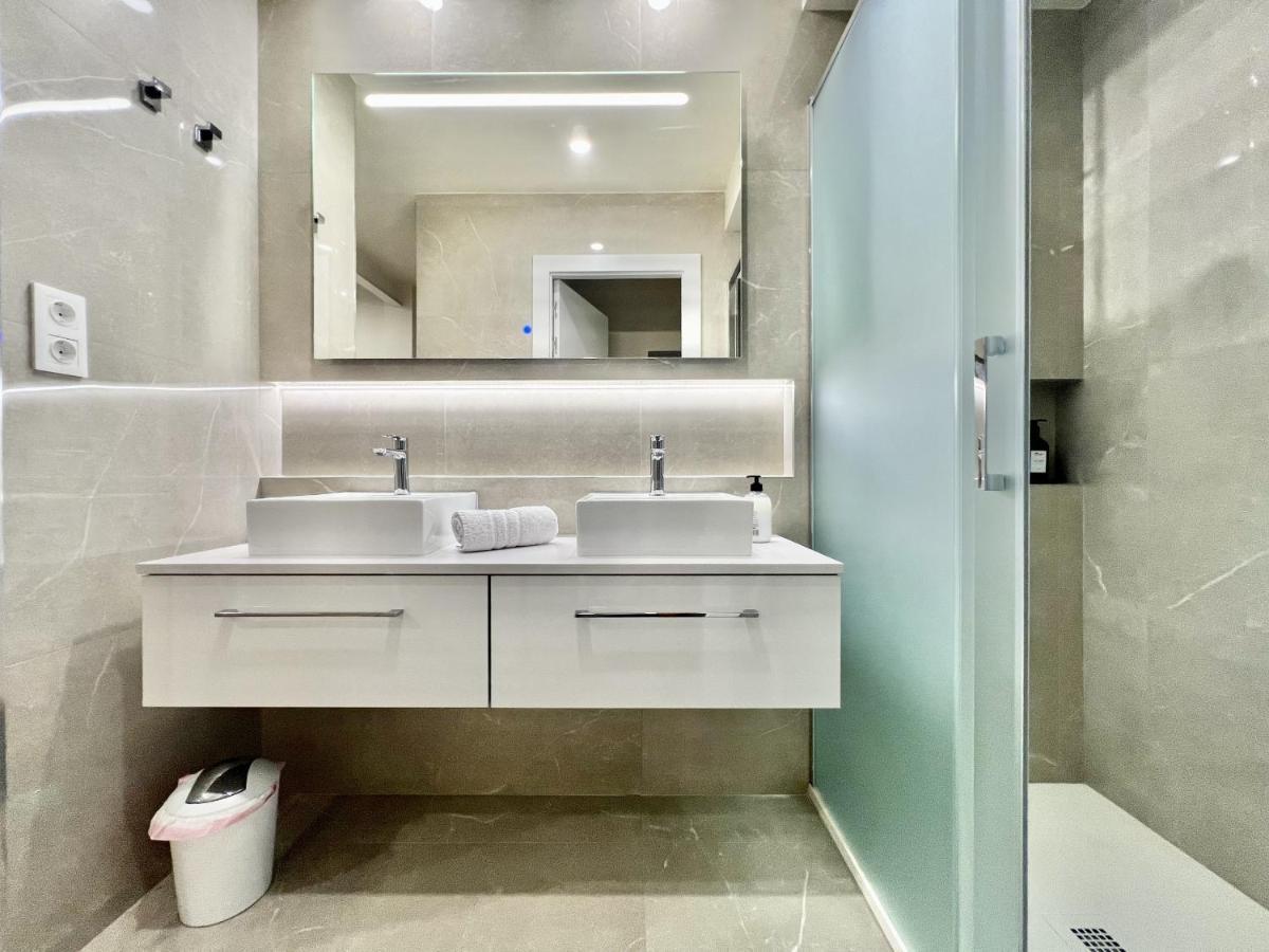 Cozy San Cristobal Apartment In Heart Of Alicante Exteriör bild
